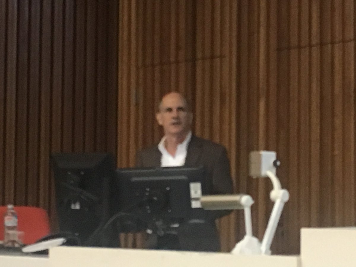 Tom Rando kicking off the 3rd Australian Biology of Ageing (ABAC3) conference contrasting senescence and quiescence in ageing stem cells