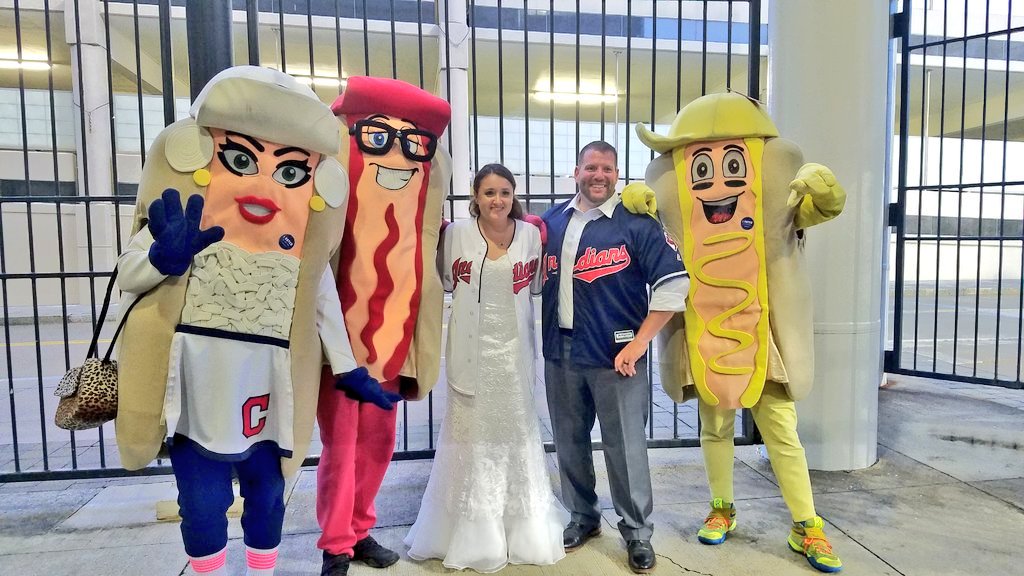 Guardians Hot Dogs tweet media