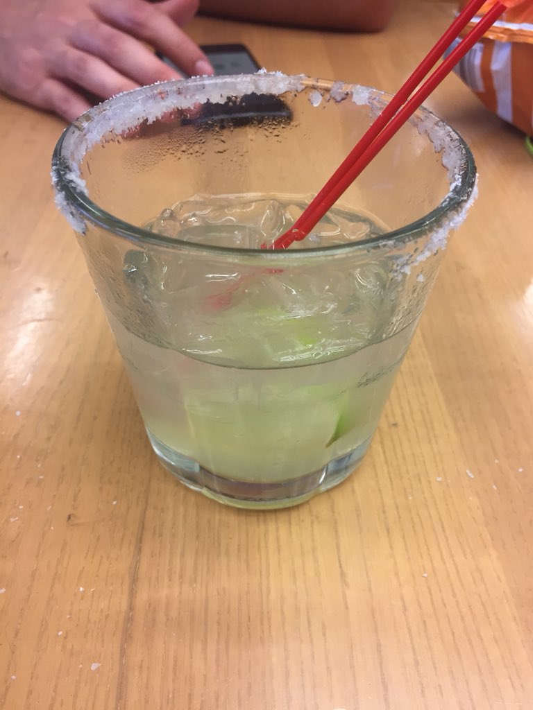 garymckjr's tweet photo. @FlyFrontier #frontierairlines you should pick up my drinks after waiting in DEN for 7.5hours for flight to DCA https://t.co/XgPPbELcOk