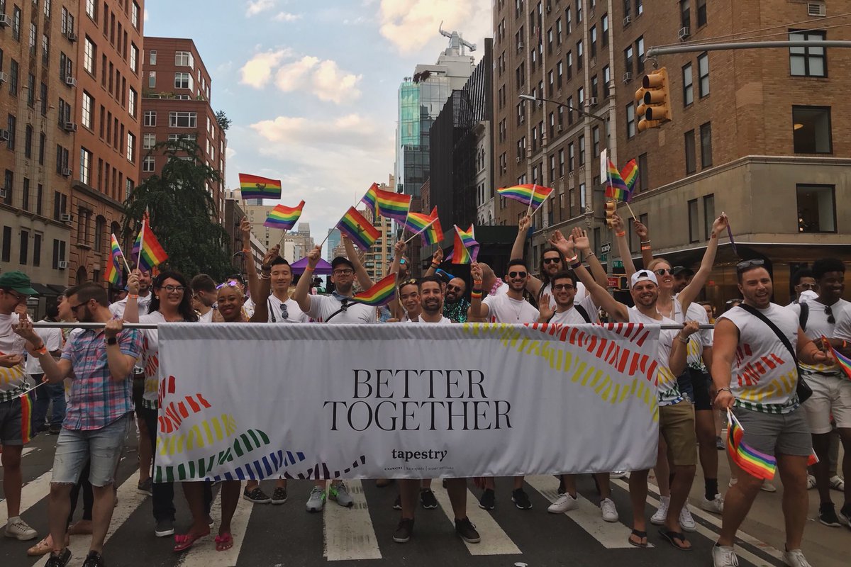 NYCPrideMarch's tweet photo. Tapestry is stepping off!
@Coach | @katespadeny | @StuartWeitzman 
#NYCPride2018 #Pride2018⁠ ⁠ #DefiantlyDifferent https://t.co/K1CIqVbBdh