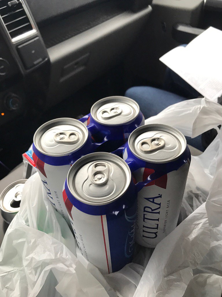 brian_butler80's tweet photo. 4 pak #starterpak🤗 https://t.co/HAY8BqxSRm