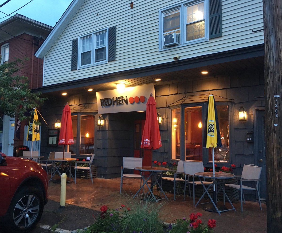 A restaurant in #OldSaybrook is getting hate mail, nasty voice messages and threats from across the country simply because it shares a name with the restaurant that denied <a href="/PressSec/">Karoline Leavitt</a> service.  This Red Hen has nothing to do with the other.