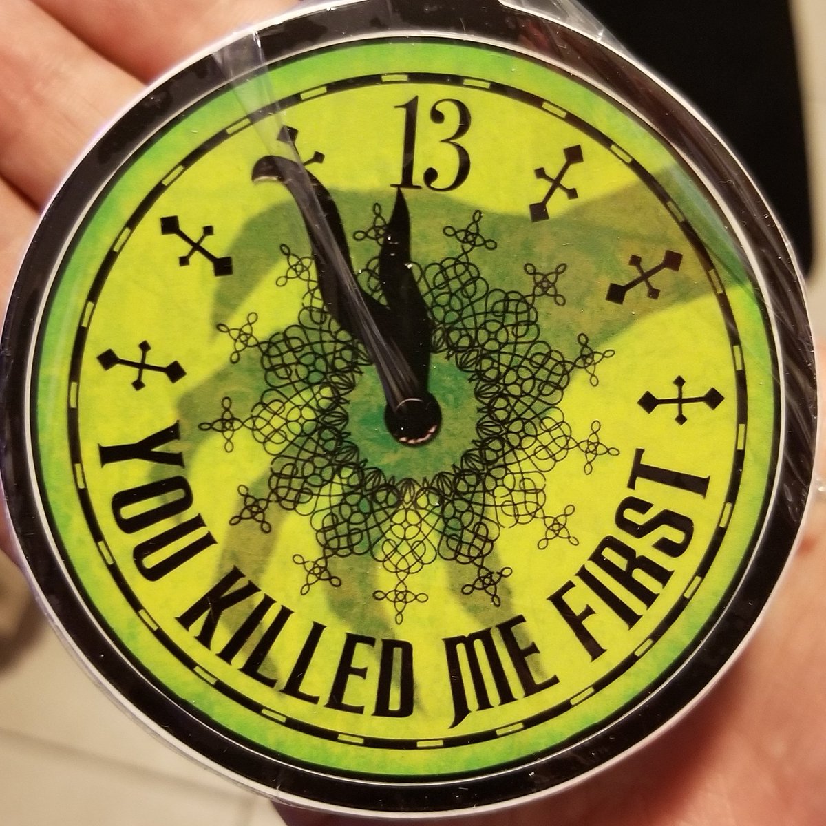 youkilledme1st's tweet photo. My new 3x3 stickers have finally arrived, you'll be able to grab yours at https://t.co/pL4b0vcqz6 and @midsummerscream!...
#youkilledmefirst #ykmf #1370 #cult33 #disneyland #hauntedmansion #hauntedclock #13 #streetart #sticker #stickerart #midsummerscream https://t.co/00E8FkSiLS