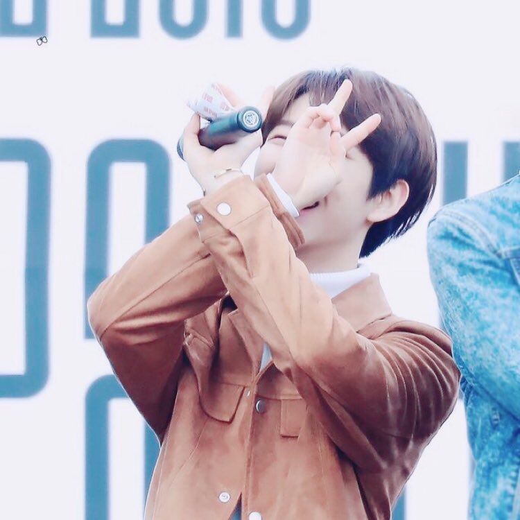 mujairenjun's tweet photo. ♡ ♡ ♡ #infinityfactsaboutmujai ♡ ♡ ♡ https://t.co/oI92dNwNVP