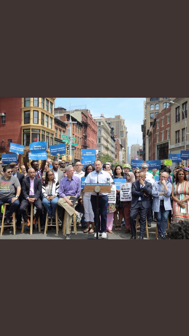 safestyouths's tweet photo. Thank you to the elected officials! #PassThatBill https://t.co/Zk8LGfXsVw
