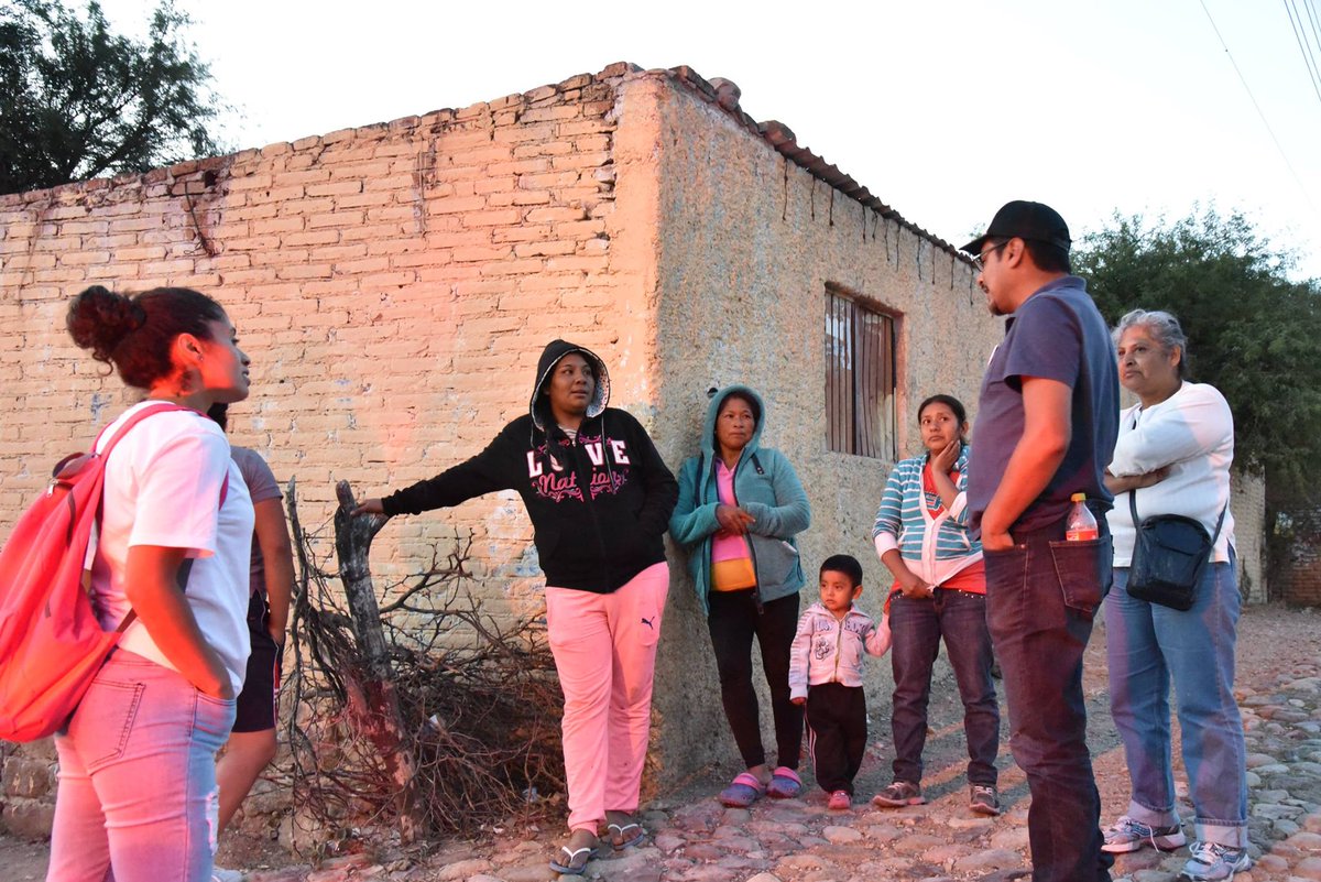 somossma's tweet photo. Esta ha sido una campaña diferente a todas. Ante la realidad de #SanMigueldeAllende, preferimos hacer una campaña de boca a boca, austera, responsable, cercana, hablando con la gente y viéndola a los ojos. https://t.co/Z1FPWE8Lvu