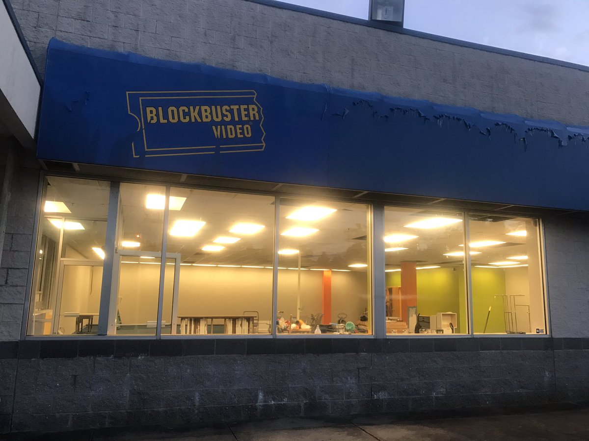 LivRework's tweet image. Blockbuster Video gets a Make Over! Liv Again ReWork Studio @ the Blockbuster Video building in Cambridge MD. Underway!