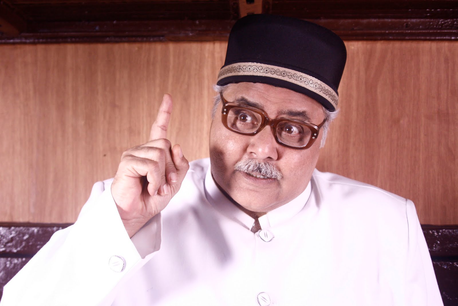 Happy Birthday to Satish Shah   About:  