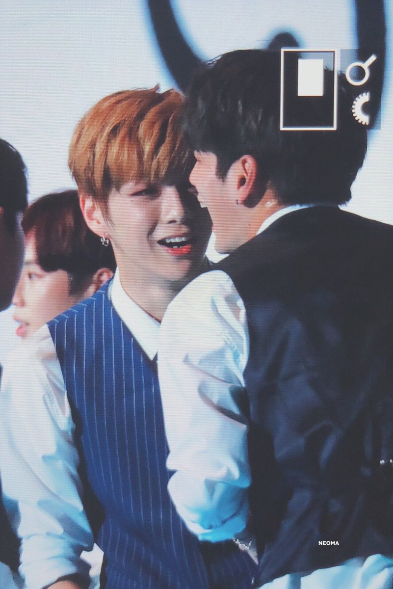 Taleysine's tweet photo. เขาเป็นความสุขของกันและกัน 💕  @NielongTaken https://t.co/3gainpHKbl
