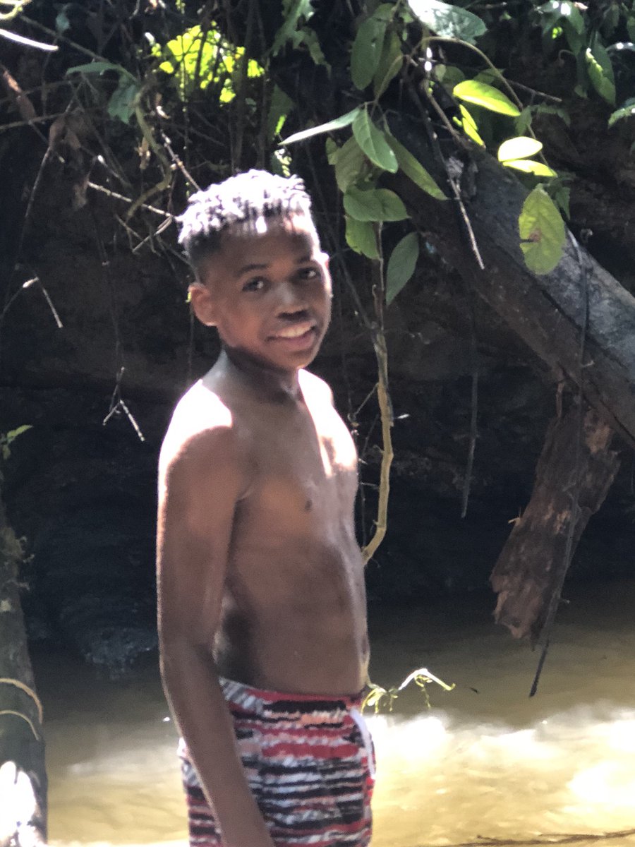 ITAVschools's tweet photo. Jevon and Omar chasing waterfalls in #CostaRica! #WSP2018 #VLAstyle #edchat The world is our classroom. https://t.co/JcYvYbSdPj