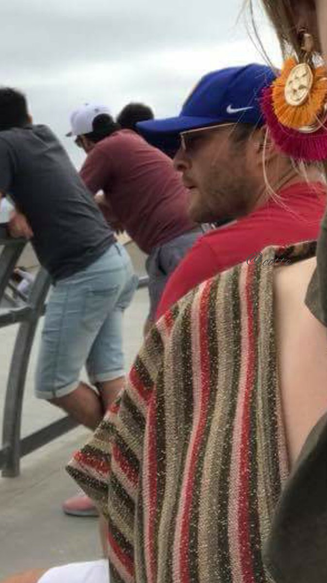 CooTeeTiiTaaa's tweet photo. New ๐ธ๐ธ @EdWestwick
Yesterday at Arroyo Seco Weekend Music Festival at Rose Bowl Stadium, California.
Via Aude Callens ๐๐
Other ๐ธ๐ธ seen in VENICE BoARDWALK LA. Thursday 22.
Via july_Li ๐๐
#edweswick โคโค https://t.co/GD8p4X09pV