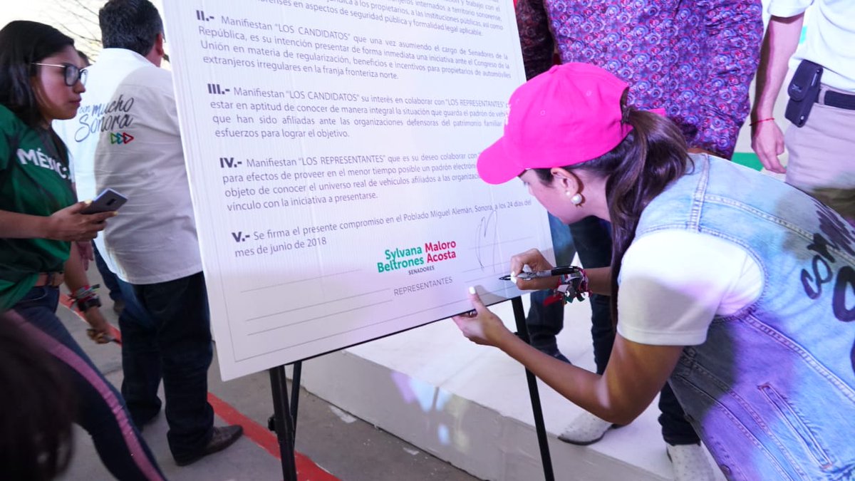 sylbeltrones's tweet photo. En Miguel Alemán reafirmamos nuestro compromiso de legalizar los carros de procedencia extranjera, queremos a todos por buen camino por tu seguridad y la de tu familia. Contamos contigo este 1 de julio #ConMuchoSonora https://t.co/kb1j3VUtjO