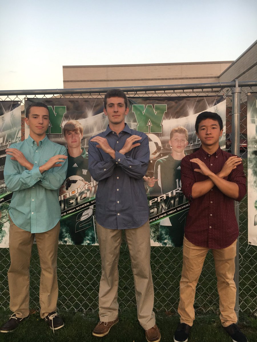 plee9999's tweet photo. Happy bday billy bob hope it was great #iamsohyped (only 6 minutes late) https://t.co/fe3EJPTZQx