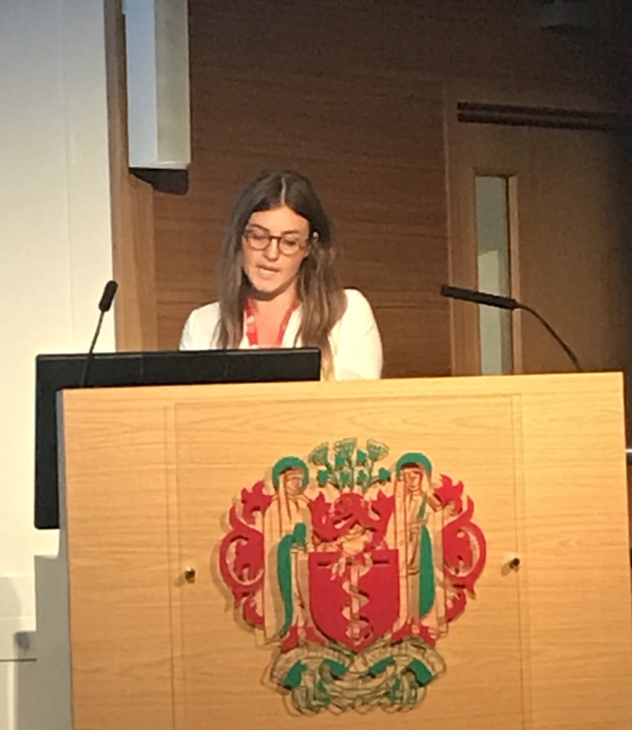 VenousNews's tweet photo. Double blind RCT found no difference between #Venefit, #RFITT & #EVRF treatment devices for pain score & tablet counts up to 7 days post-procedure #RSMVF18 https://t.co/Gz0UR23OSy