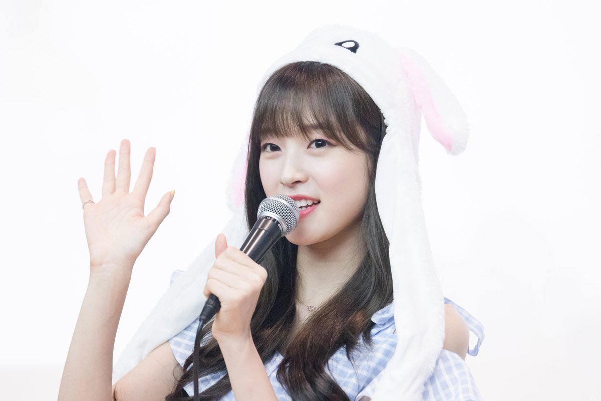 First_Meet_OMG's tweet photo. 2018.06.23 대구 경북디자인센터 아린 

날이 갈수록 더 이뻐지는 아린이 어린이

#아린 #최예원 #오마이걸 #오마이걸반하나 #ARIN #OHMYGIRL @WM_OHMYGIRL @OHMYGIRLJAPAN https://t.co/fGsjrztWsF