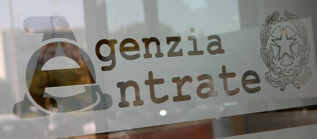 HDblog's tweet photo. Agenzia delle Entrate: attivata la prenotazione online tramite app o sito https://t.co/1v3jG61NI5 via @HDblog https://t.co/dBzLS0ol3g