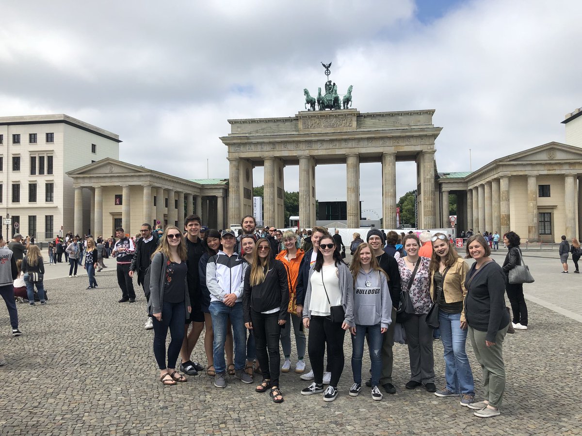 bburggerman's tweet photo. Brandenburg Gate https://t.co/BkHBk7DSQ0