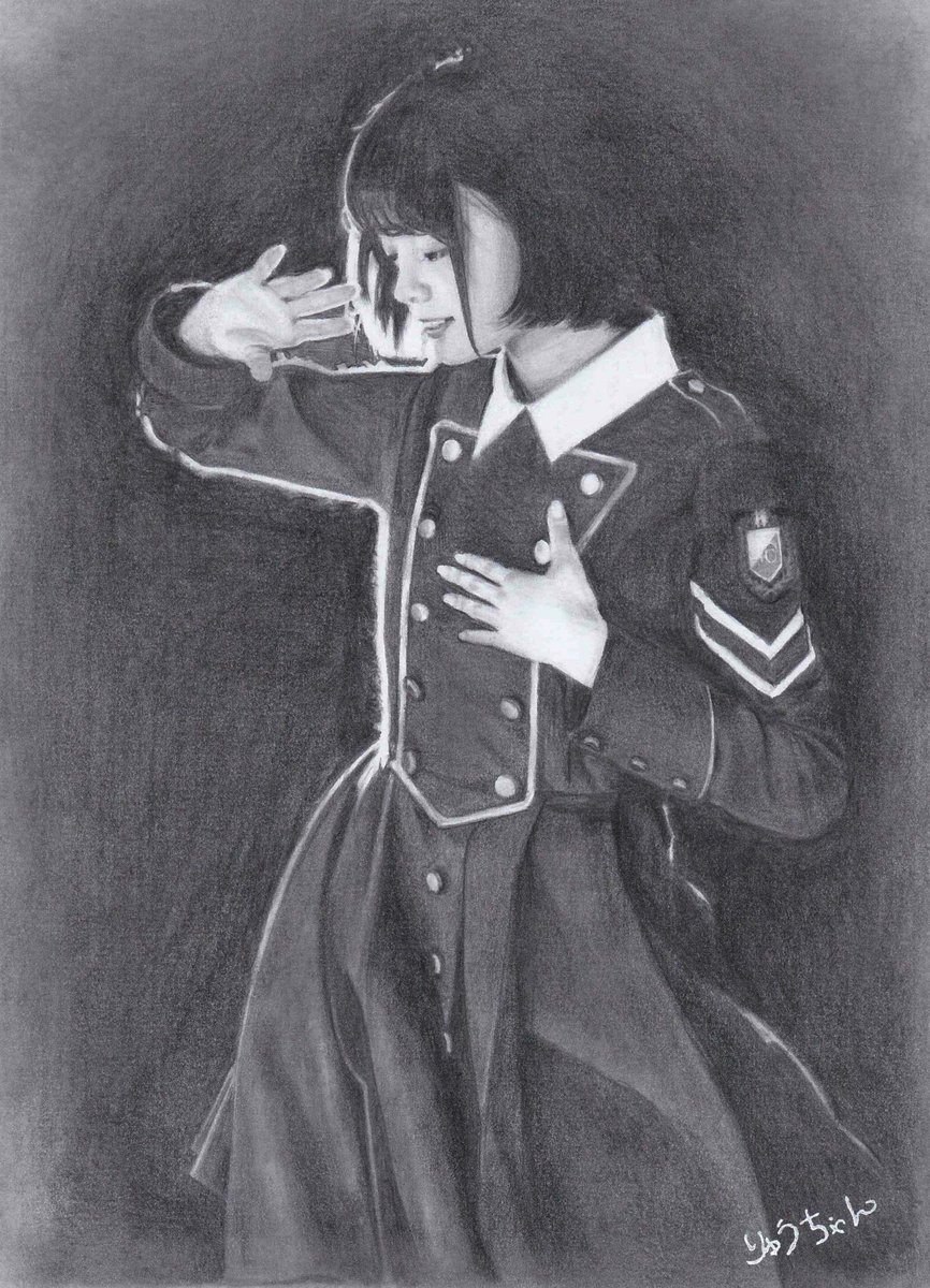 lxoxvxe_y's tweet photo. 欅坂46の平手友梨奈さんを描きました♪

鉛筆で描いてます😊

#欅坂46好きな人RT
#平手友梨奈好きな人RT
#少しでもいいと思ったらRT
#平手友梨奈
#平手友梨奈誕生祭
#欅坂46
#てち

#てち誕生日おめでとう

#拡散希望 https://t.co/pSJpnAKW8w