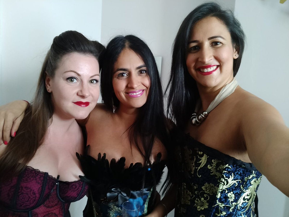 PittCharley's tweet photo. I went to my first ever #HenParty this weekend. I don't dare share any of the #shenanigans but I have this lovely pic with the bride and her sister. #HenDo #burlesque #ladiesnight https://t.co/XqY6hNCdUl