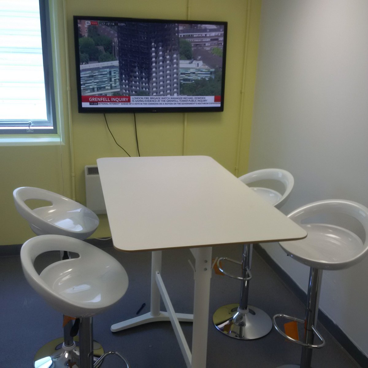 Rich_McKie's tweet photo. Staff room coming along nicely in time for #celebrateserviceweek #ihg #forthestaff #giveback @StarboardHotels @hiexleeds @Pearson_Alla14 @Ilka_Salzmann https://t.co/7Ijeia7Ryn