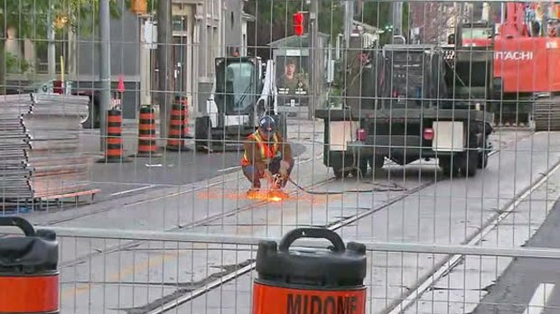 CP24's tweet image. Intersection of Broadview Avenue and Dundas Street East shut down for TTC work starting today
cp24.com/news/intersect…