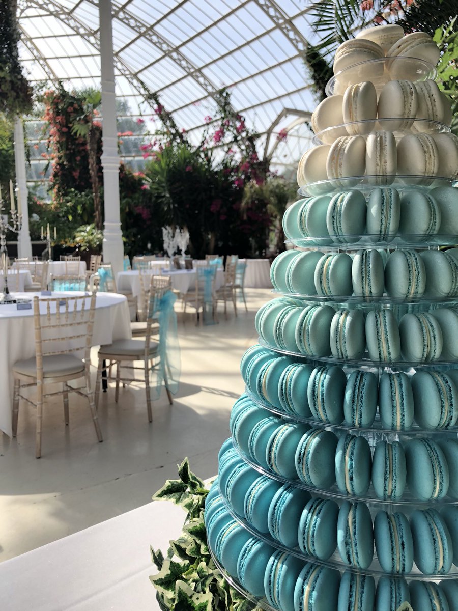 clairesmacarons's tweet photo. Tiffany inspired macaron tower #Macarons #liverpoolwedding #wedding https://t.co/euX04qI9np