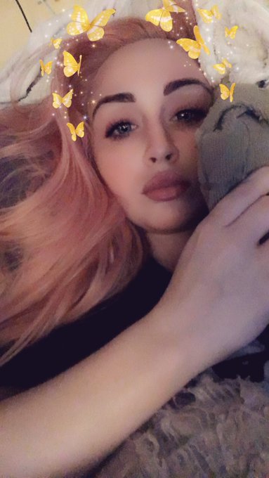 Hi guys I will see you later on I&rsquo;m going to be looking like a chipmunk but that&rsquo;s OK don&rsquo;t forget the<a href="/tag/numberonefan"class="tags"><span>#numberonefan</span></a><a href="/tag/alwayssupportingmybrotherandi"class="tags"><span>#alwayssupportingmybrotherandi</span></a>