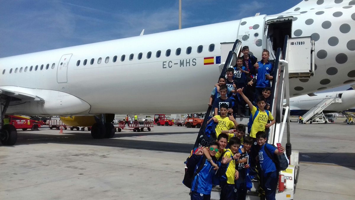 morabancandorra's tweet photo. Aquest matí els nostres minis debuten a la #ACBKids International Cup a Gran Canària. Molta sort valents!!!
#MaiPor https://t.co/g8ziriFzHw