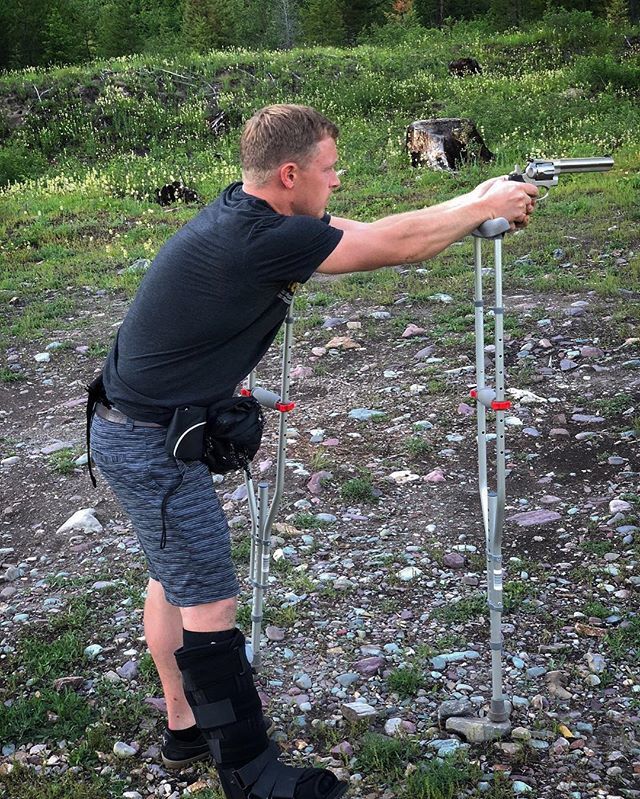 ShawnWhitman1's tweet photo. Shooting while broken. . . . . #shooting #recovery #targetpractice #fannypack #fannypacklife #ruger #crutches #brokenback #tibfibbreak #gopherhunting https://t.co/hswSbJPWeO https://t.co/xOQhBCzbWF