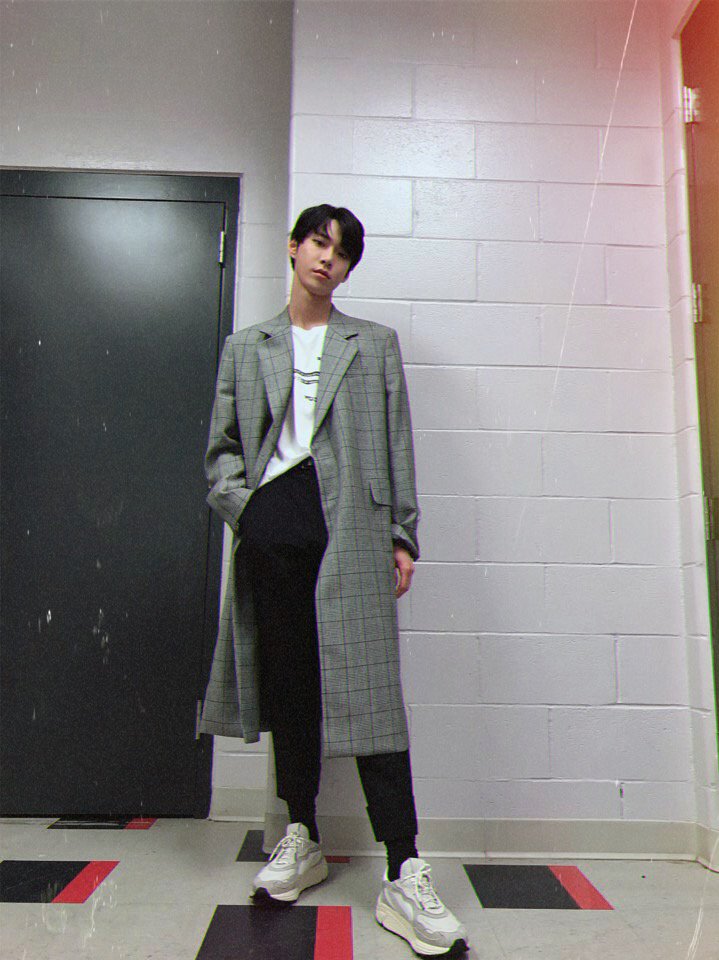 NCTsmtown_127's tweet photo. 패션쇼 in NY @.@

#KCON18NY #KCON #NewYork https://t.co/7guhS0uhcM