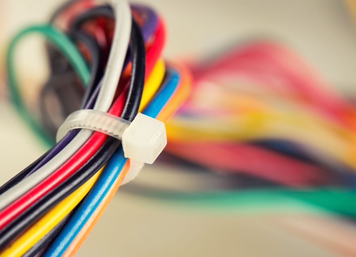 RKLElectrical's tweet photo. Get timely and reliable help from trade-accredited local #electricians. https://t.co/H7tssgn53u #homeimprovement #DIY #athomeservice #handyman #electricaljob https://t.co/W9aoJQSc8B