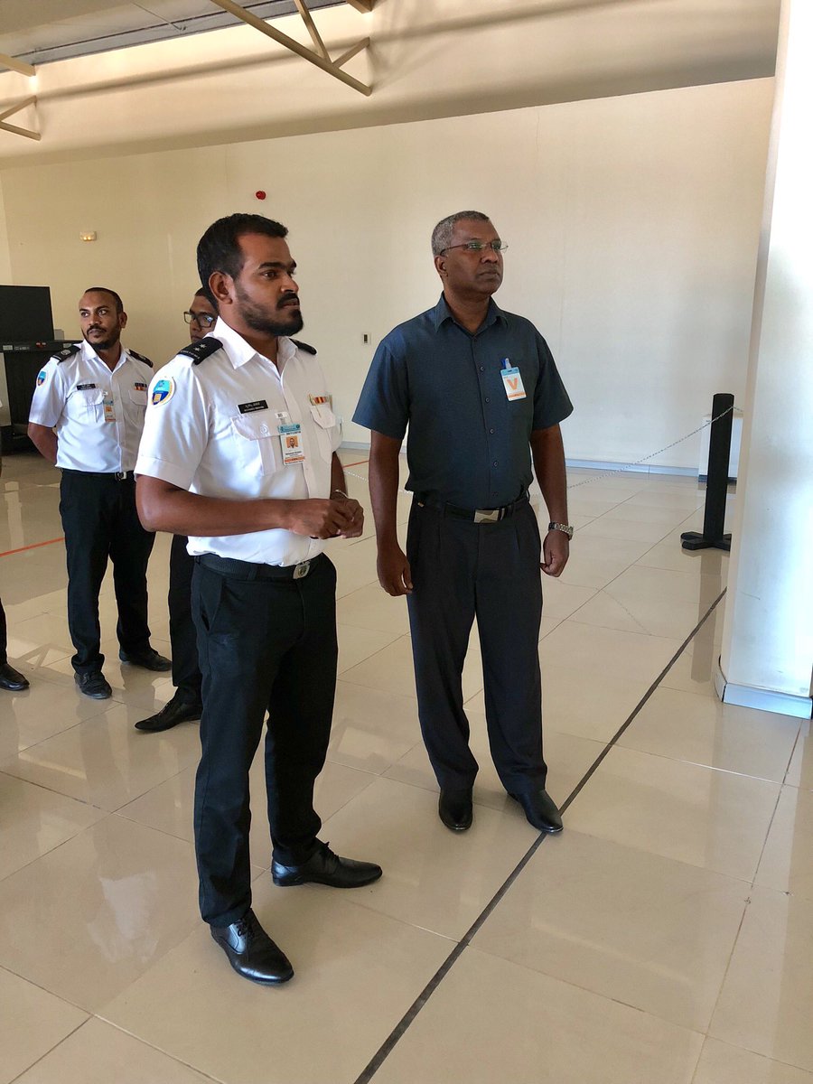 CustomsMv's tweet photo. Commissioner General of Customs Mohamed Junaid @mohamedjunaidmv visits Addu Customs. https://t.co/kunqxgp2X1