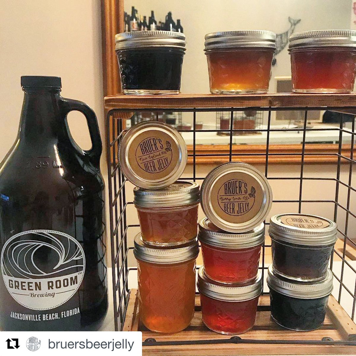 kwonb's tweet photo. @chefsymon Chef, I just released a line of beer jellies and our most popular is our Guava Sour Ale. I’d like to send you some sample jars. Let me know how to get them to you. Thanks! https://t.co/K4Eqyhl6oV