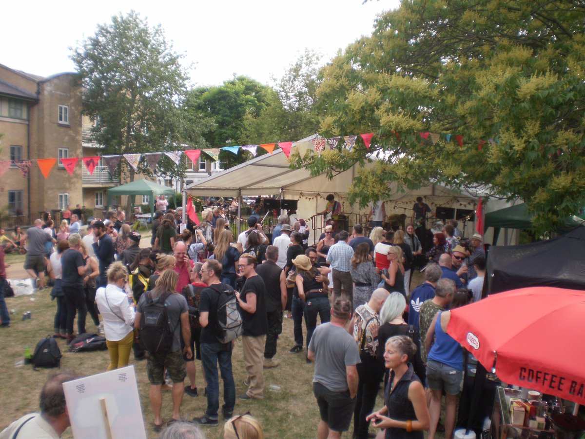 So much going on in Walworth this weekend! Fabulous Newington Estate GreatGetTogether @Netra2016 and wonderful Friends of Pullens Gardens Festival @pullensgardens