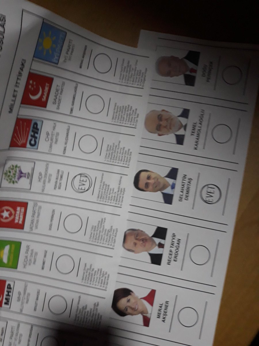 Ben namusumla şerefimle oyumu #HDP ye verdim oyunu hdp'ye vermeyen şerefli kürtler düşünsün