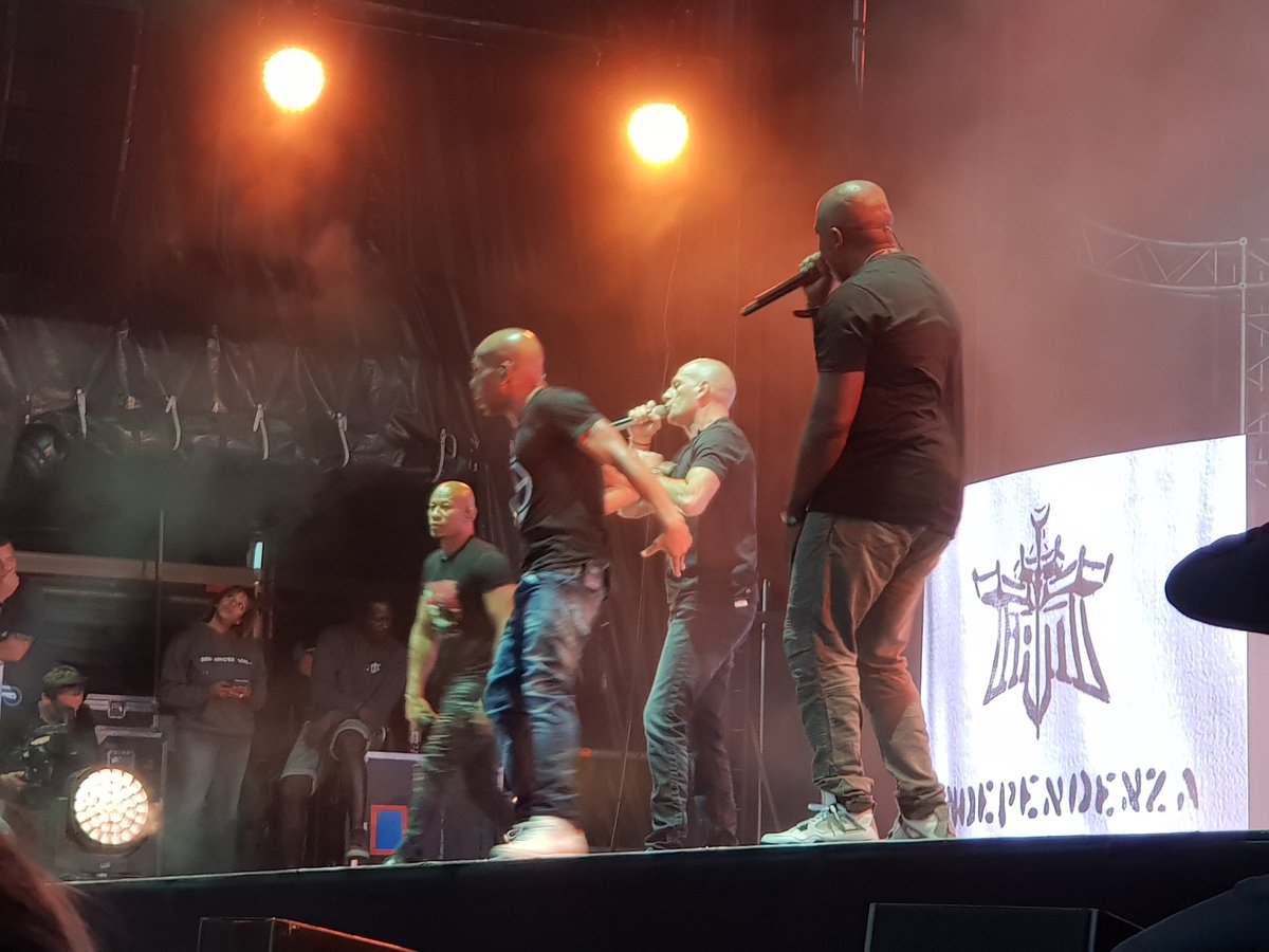 AnnOh8's tweet photo. @FESTIVALESTIVAL  https://t.co/6qgAdKDSih