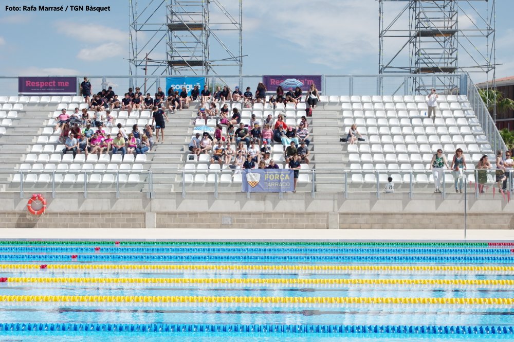 PortaEnrere's tweet photo. Tarragona 2018 ofereix entrades gratis als socis del CN Tàrraco a canvi   d'utilitzar la seva piscina, de 25 metres, pels entrenaments de   waterpolo durant els Jocs: la manca de previsió en la gestió de les   instal·lacions
https://t.co/L0Xnxg4PJr https://t.co/PMUI8Zttuw