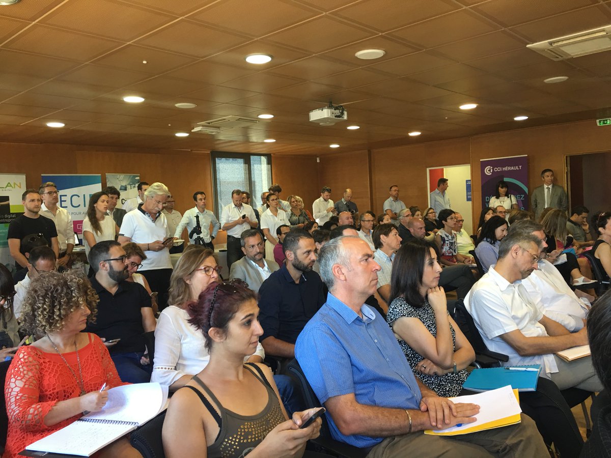 CCIHerault's tweet photo. Salle comble pour le lancement de la Digital Academy par @Microsoft. Grâce à @CCIHerault @montpellier_ 2e ville française choisie par Microsoft pour accompagner les TPE/PME dans leur transformation digitale.
Ateliers, échanges, témoignages !
#DAMS #numerique https://t.co/2QPQAFUBNS