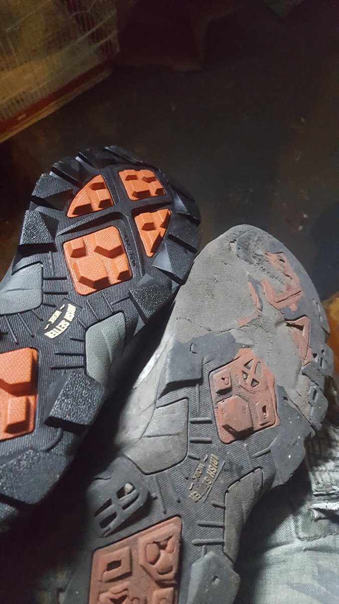 nickdc323's tweet photo. @RedWingShoes feels great to have some sole again https://t.co/uXC9gAfm5t