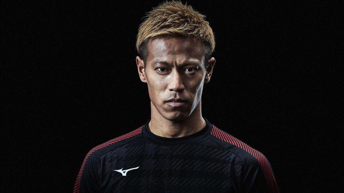 Mizuno Jp ミズノ株式会社 V Twitter セネガル戦は本田選手のゴールもあり 貴重な勝ち点1を獲りましたね 実は 本田選手が着用する レビュラ2 には秘密があり 本田選手だけシュータン部分のミズノロゴをゴールドにしています ゴールドに込められた想い と Mizuno Jp ミズノ株式会社 V Twitter セネガル戦は本田選手のゴールもあり 貴重な勝ち点1を獲りましたね 実は 本田選手が着用する レビュラ2 には秘密があり 本田選手だけシュータン部分のミズノロゴをゴールドにしています ゴールドに込められた想い と