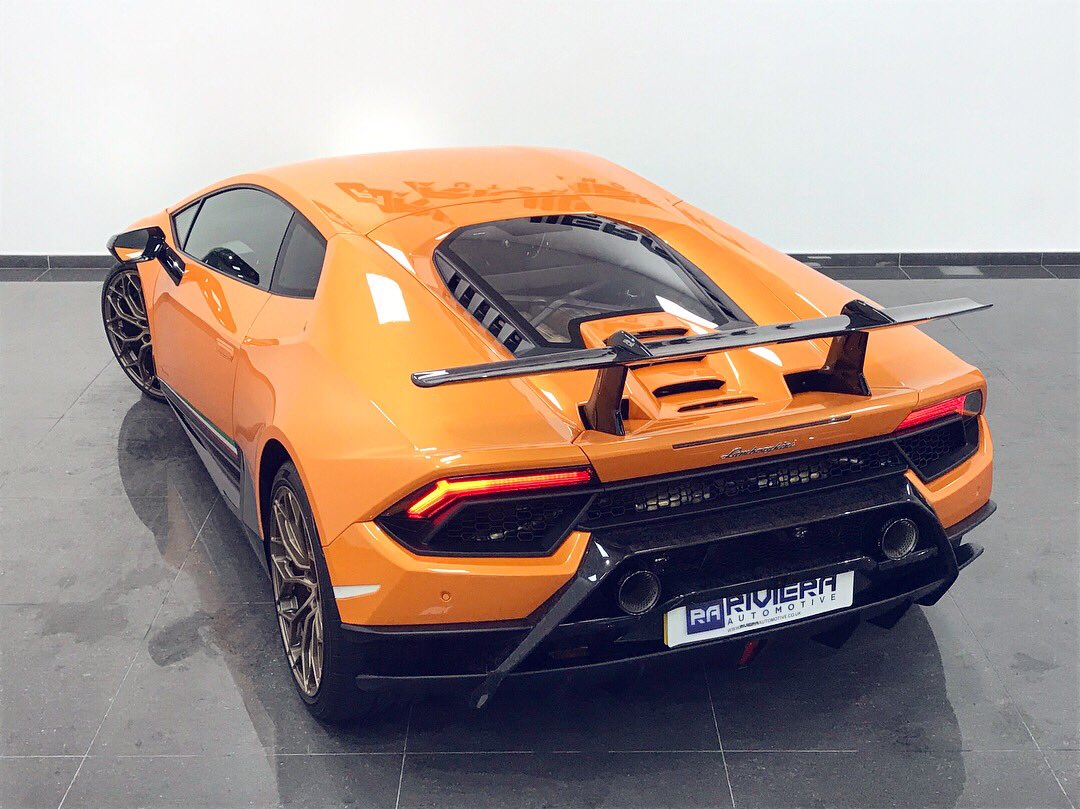 RivieraAuto's tweet photo. Monday’s never looked so bright! Get your hands on our Lamborghini Huracan Performante and you’ll never see a #bluemonday again! #MondayMotivation #MondayBlues https://t.co/1eFMIGKbYm