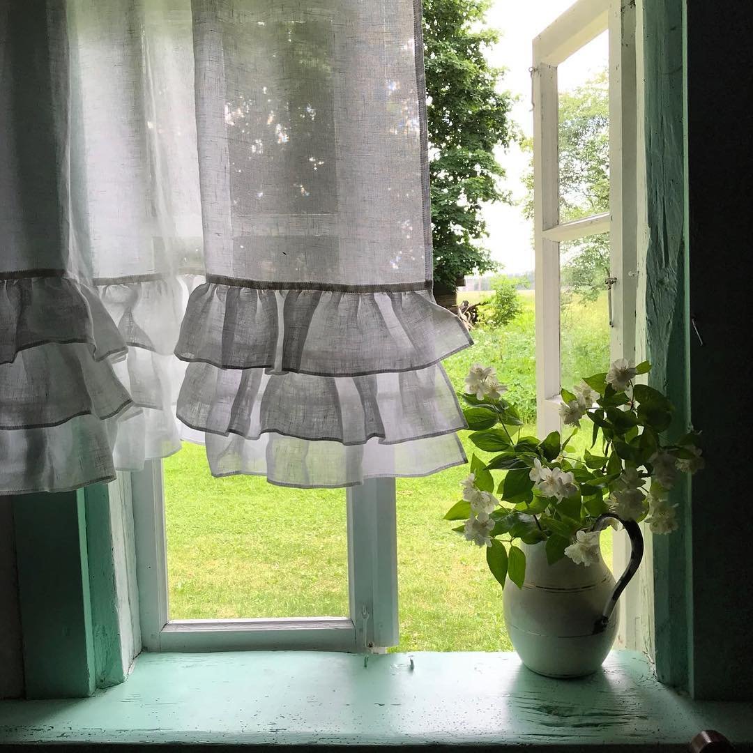 linenbee's tweet photo. Midsummers is a national holiday here in Latvia 🇱🇻 for us this year it has meant flower crowns, homemade cheese and lots of friends &amp; family ❤️ keeping it simple though because- to be honest- we are spread quite thin fulfilling all the orders. Haven’t had… https://t.co/gFGawhPEJm