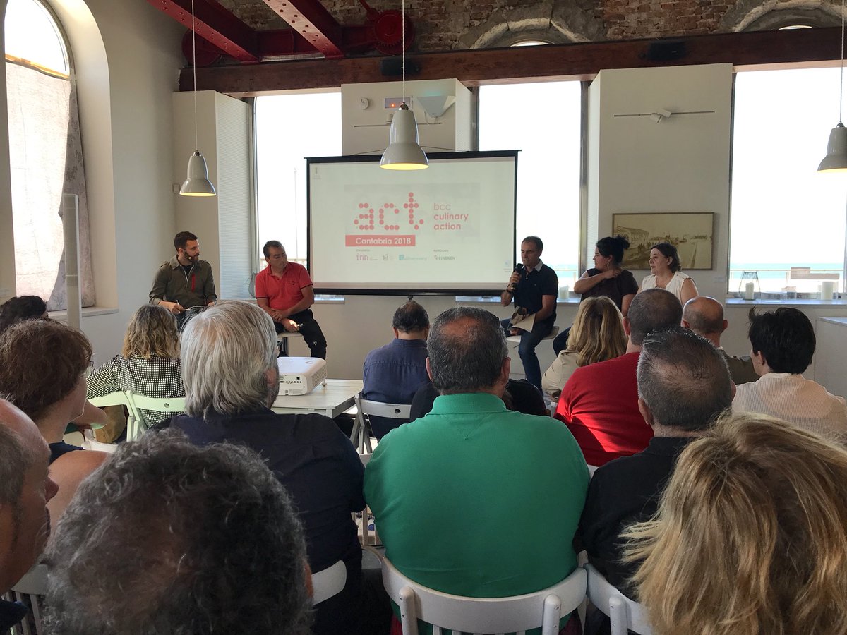 nansanatural's tweet image. Productores cántabros en el @culinaryaction #BasqueCulinaryCenter en #LaCasetadeBombas. Gran representación: #Polaciones con Chencho, #SieteVallesdeMontaña con #MaríaMontesinos, María Jesús de #QueseríaLosTiemblos #VallesPasiegos y Rafael Roiz de #LechazosMontanasdeLiébana