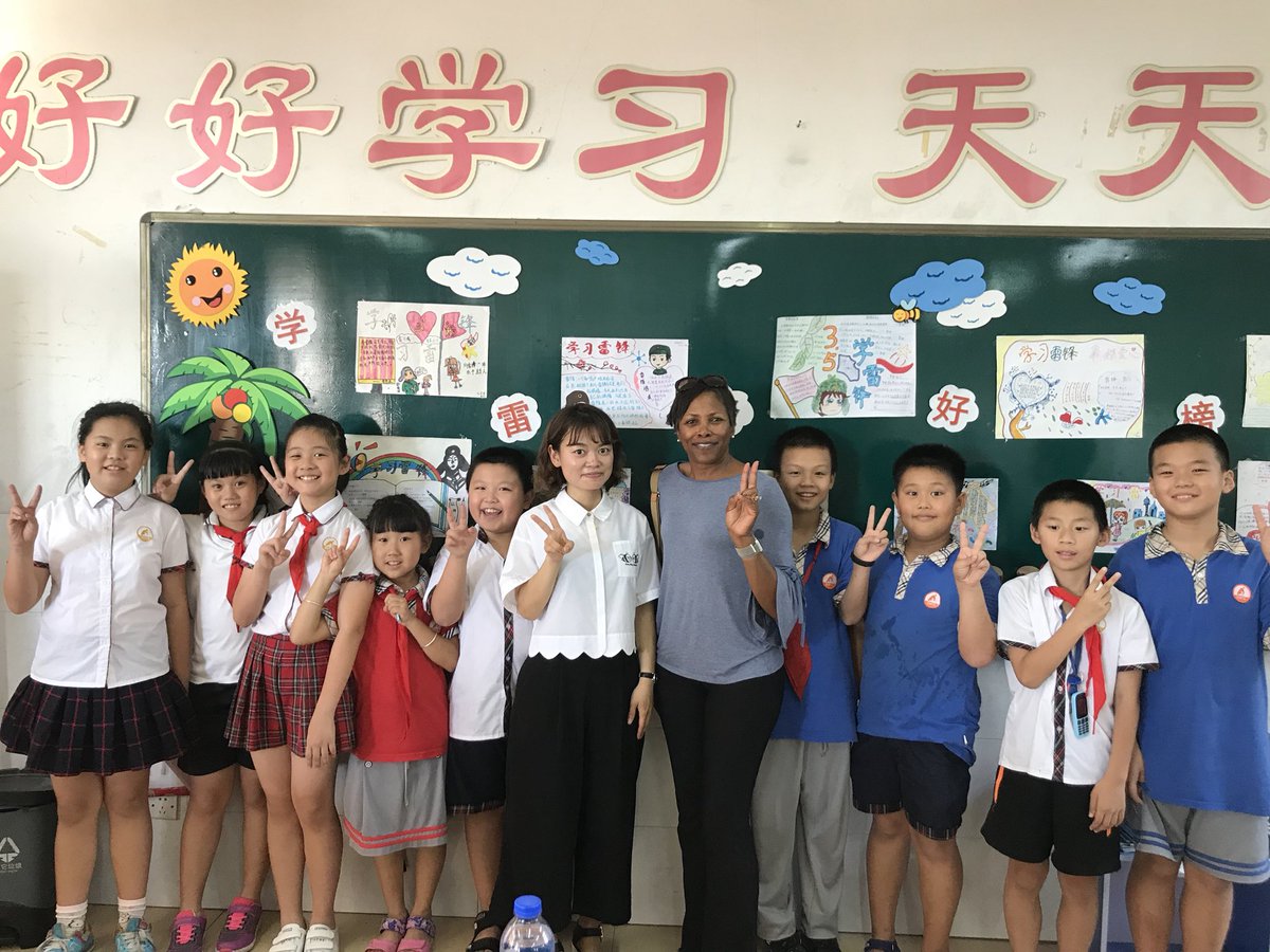 CJamesWard4Brd's tweet photo. Visiting an elementary school in the city of Xiamen. Fourth graders own their room and keep it clean. It’s 5:00 pm and they are cleaning and turning in homework! Teachers have workrooms instead of classrooms. #edl_655 #edchat #SDSU_EDL #5cs_DT https://t.co/MeH7wHrzmC
