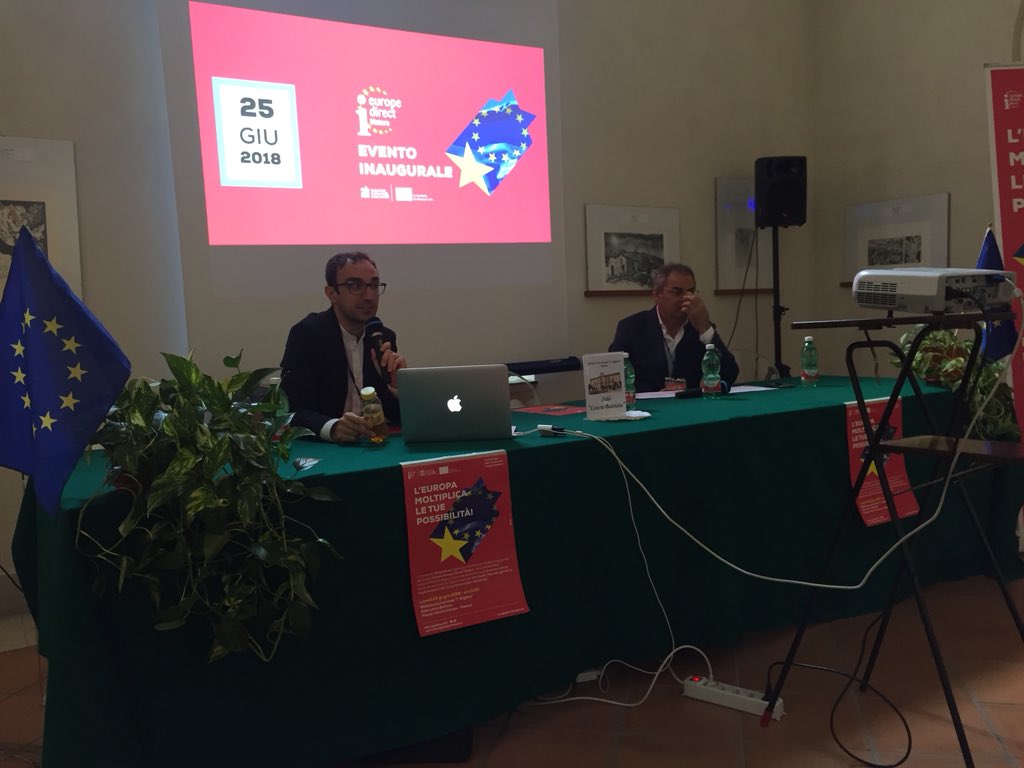 materahub's tweet photo. L’Europa moltiplica le tue possibilità!
Visitate il sito internet per scoprire tutte le #opportunità per #giovani #imprese #terzosettore ed #entilocali https://t.co/ZgDjf6wVYx #EuropeanUnion #EuropeDirectMT @EuropeDirectMT https://t.co/Q4LnkZwkSv