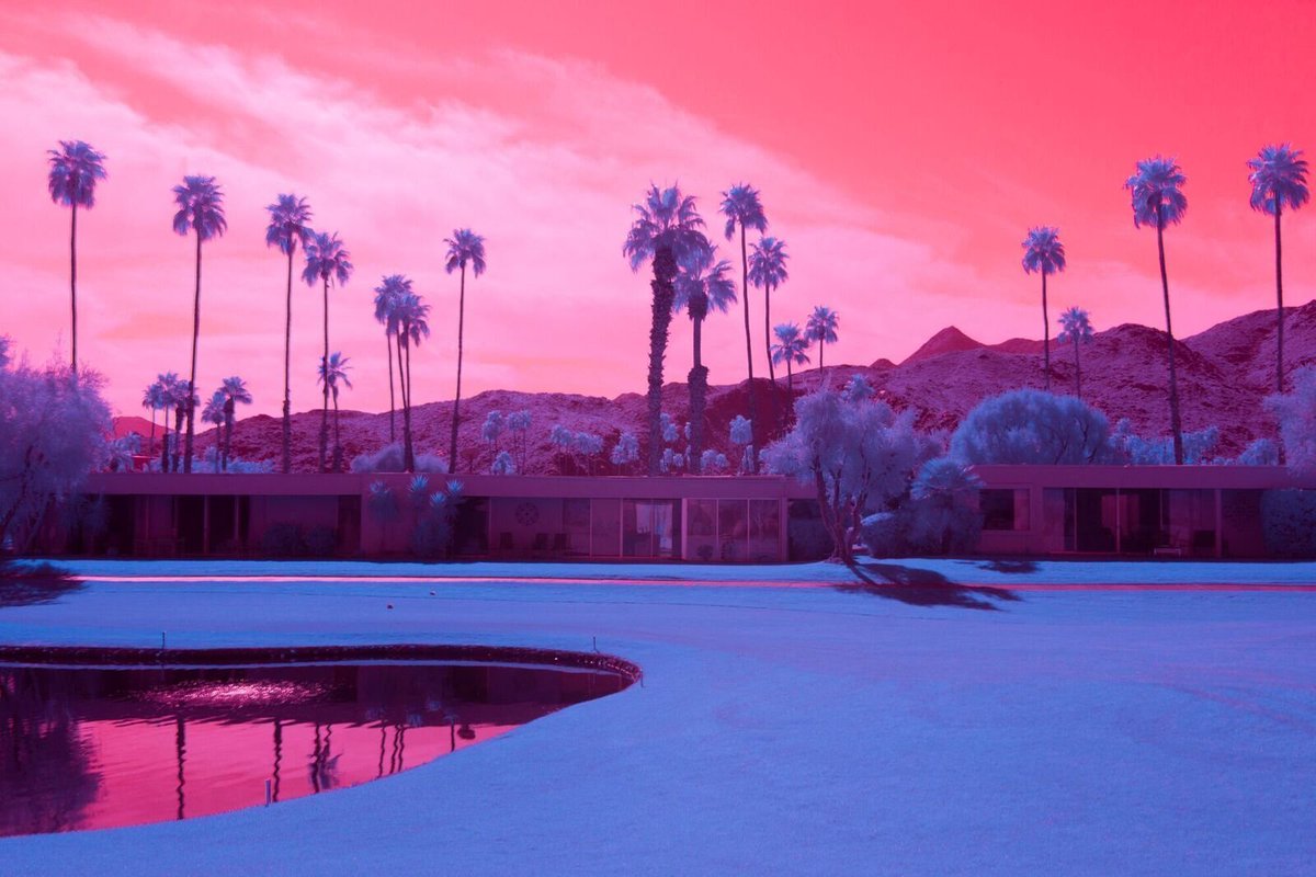 fubiz's tweet photo. Surreal Californian Landscapes in Infrared
https://t.co/cwUfwV3wMD https://t.co/1HFd6H56Q9