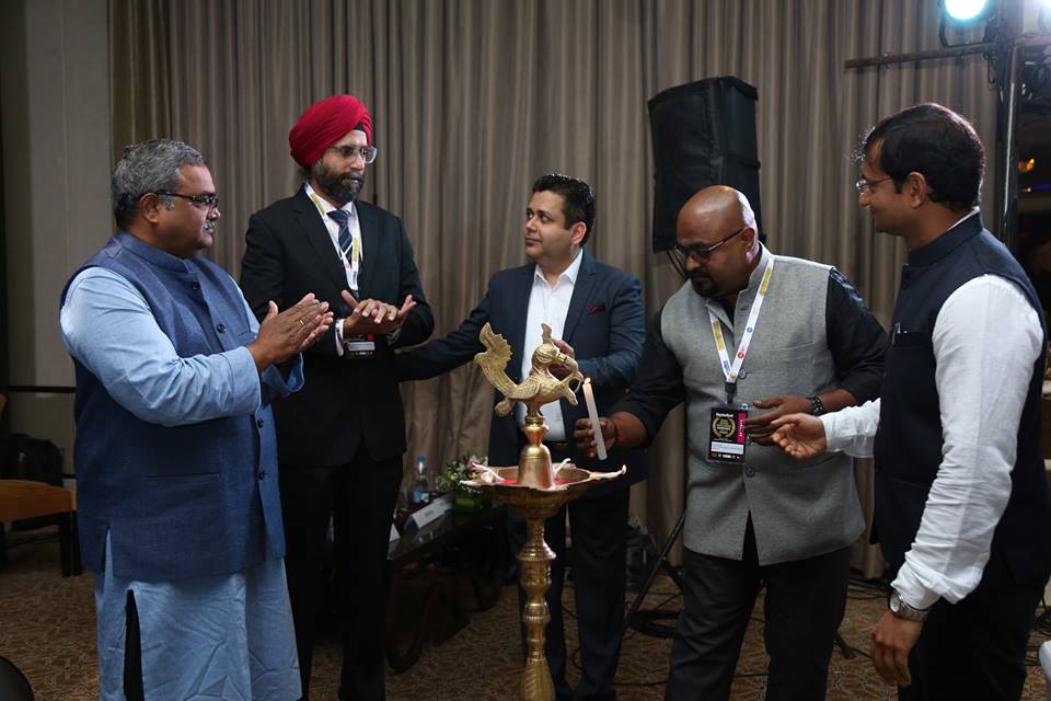 ValeurHR's tweet image. @JaiHasrajani CEO #ValeurHR at the #Education World event in Bengaluru. He talks about how #vExecution , the next generation  SaaS software makes it easy for Schools, Colleges &amp;amp; Universities to manage their operations and enables them to deliver quality education.