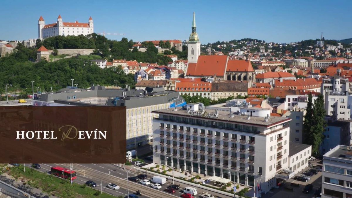 oxfordaunts's tweet photo. And we're coming back looking for #liveincarers to work in the UK. Come and see Sarah &amp; Tracy on Wednesday 11th and Thursday 12th July (10-4pm) we will be at the @HOTEL_DEVIN, a.s. Riečna 162/4, Bratislava
#carers #bratislava #workintheUK https://t.co/L0dVNj3rSL