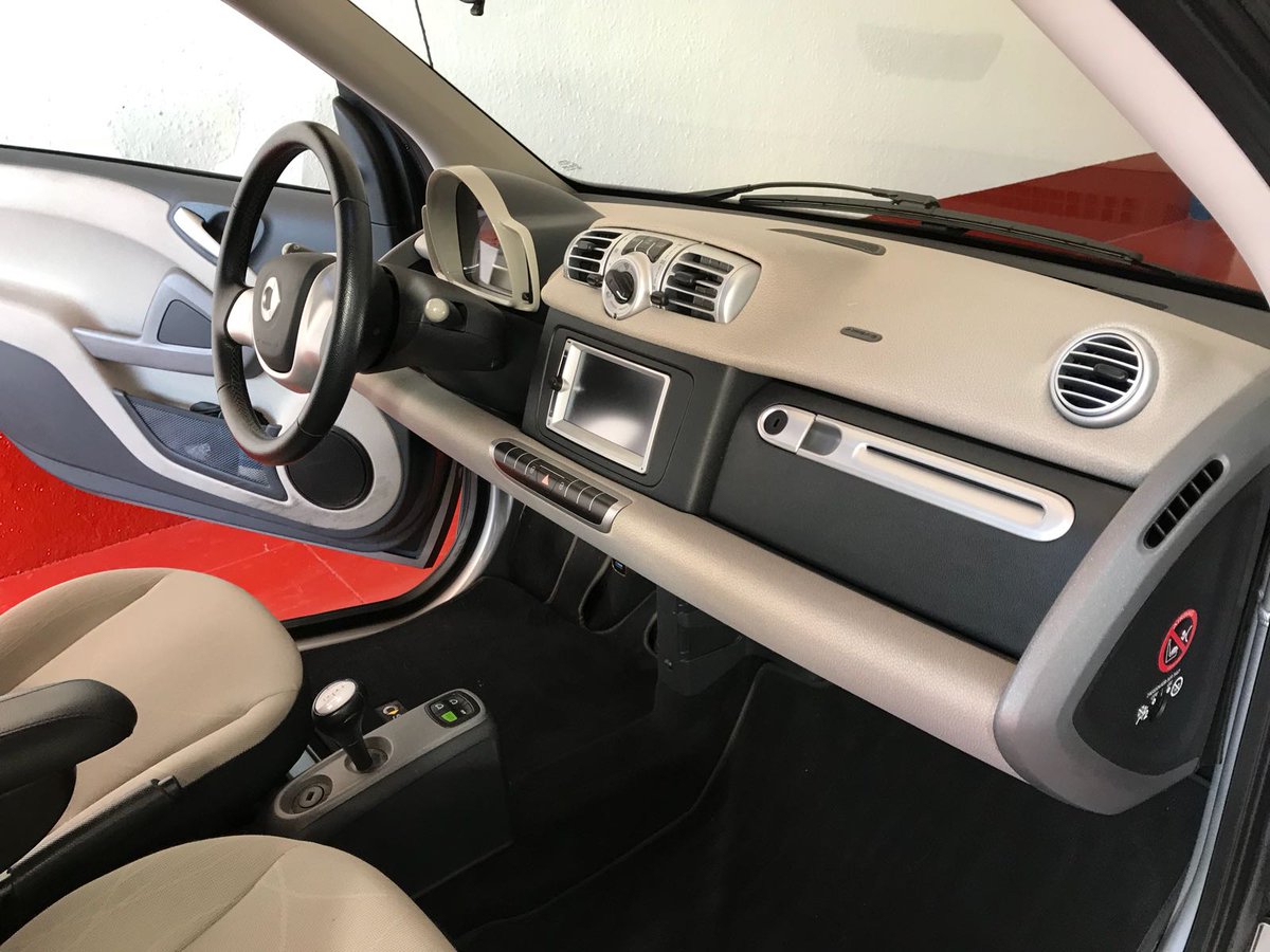 keepfresheu's tweet photo. Si hay #malos #olores en su #coche, nosotros #tenemos la #solución.  Ofrecemos #absorbedores de olores.  #Contacte con nosotros para recibir más #información https://t.co/qIl7aaWDvW