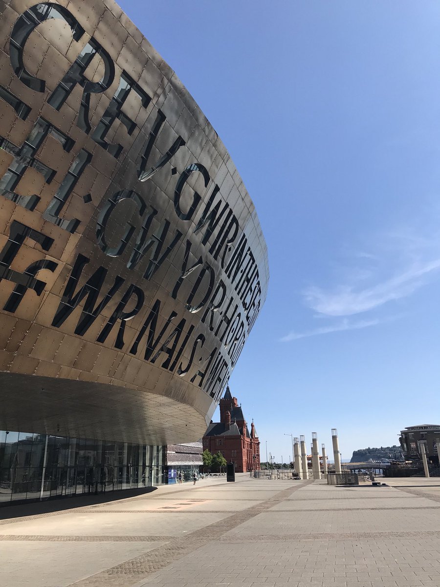 CardiffLifeMag's tweet photo. Yes, we know we’ve probably posted hundreds of images like this before. Thing is, it’s never any less amazing, is it? https://t.co/UazTQXKN65